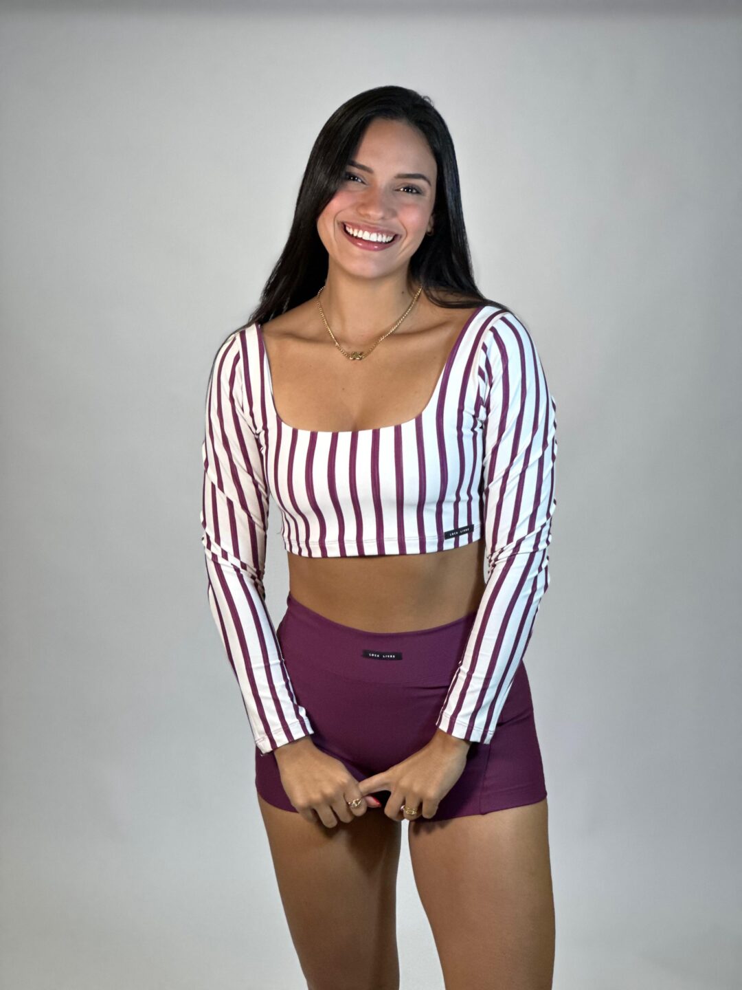 Cropped Manga Longa Listrada
