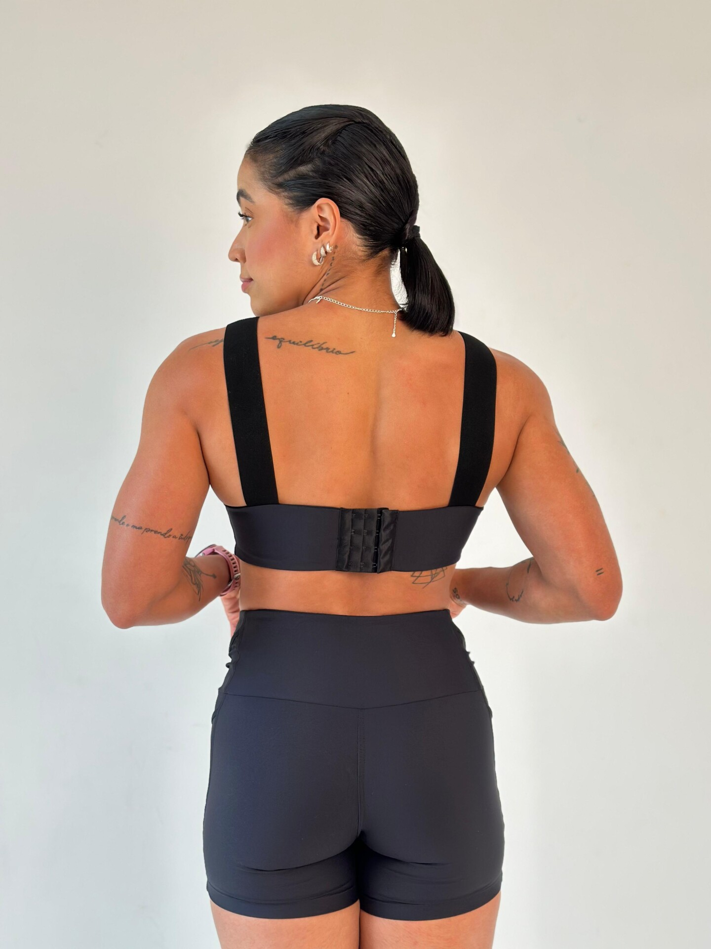 Top Jade Preto - Image 3