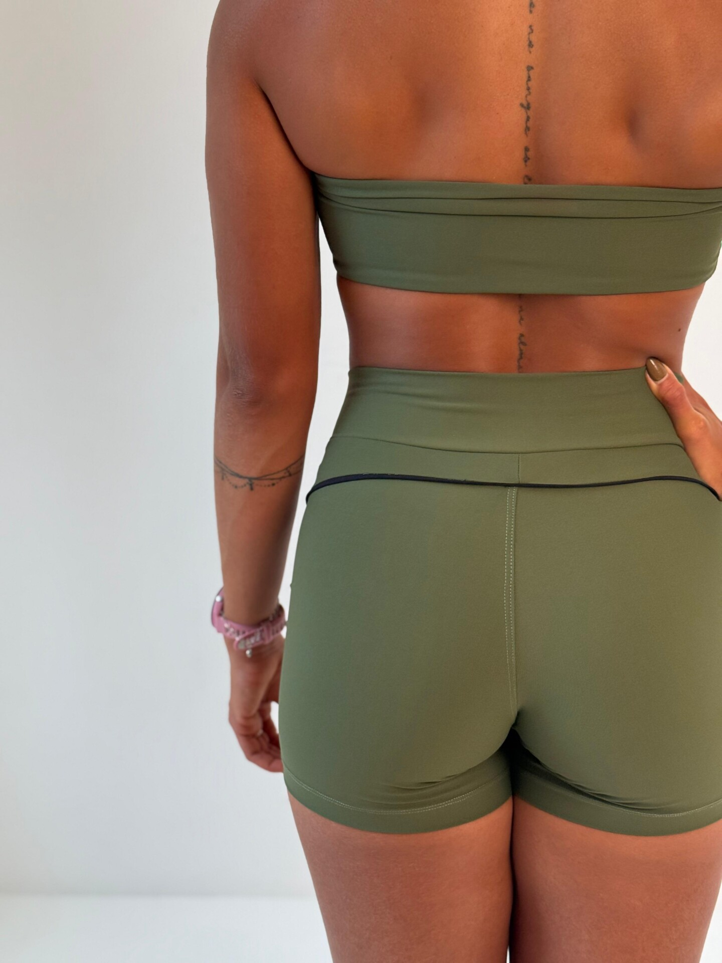 Short Três marias Meia coxa Verde Militar - Image 2