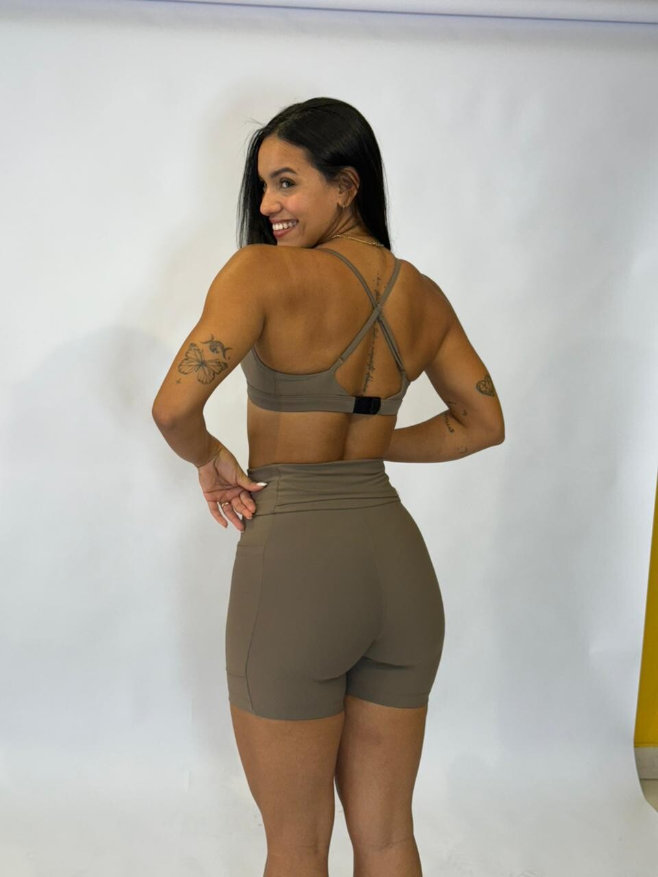 Short kelly Meia Coxa Camurça - Image 3