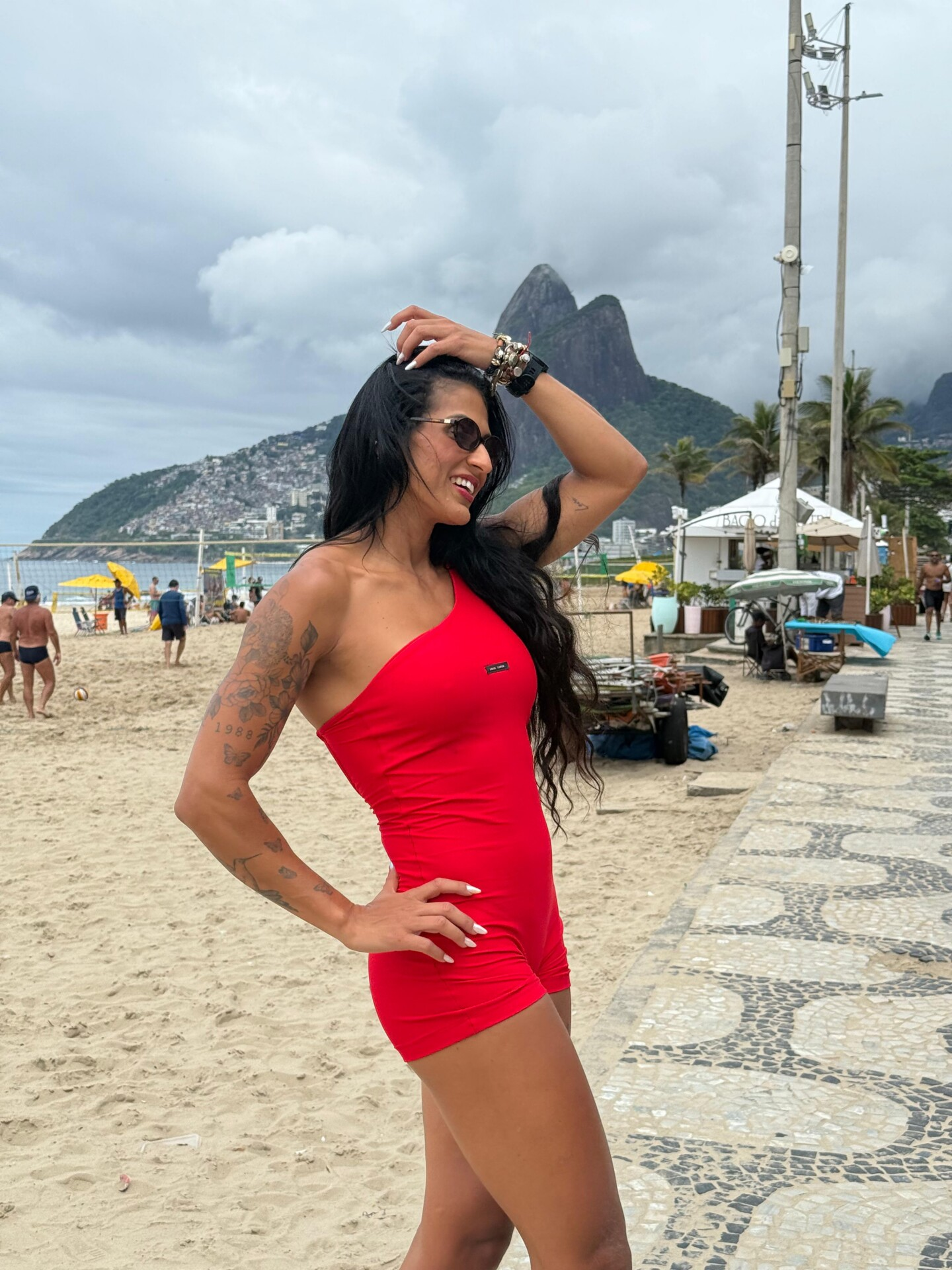 Macaquinho Serena Vermelho - Image 2