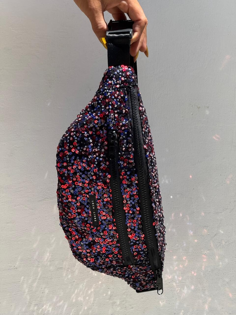 Pochete paetê Preta